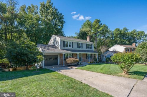 5622 Fort Corloran Dr, Springfield, VA 22015-2113