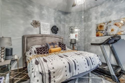 2503 Mallard Cv, Carrollton TX 75006-2233 exterior