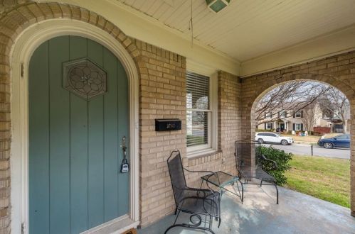 3781 4th St, Fort Worth TX  76107-2055 exterior