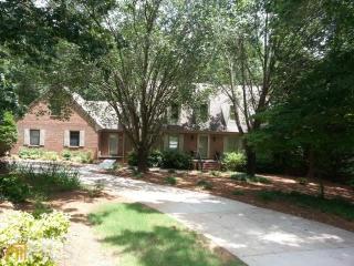 2640 Harvest Dr, Conyers, GA 30013-2408