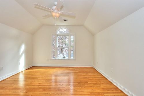 4086 Haverhill Dr, Atlanta GA  30342-3818 exterior