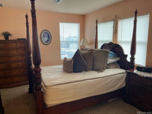 768 Willow Dr, Denver CO  80603-7761 exterior