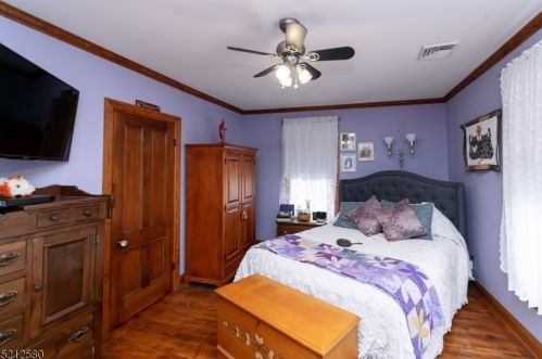 208 High St, Hackettstown NJ  07840-1941 exterior