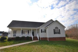3004 Elderberry Ct, Asheboro, NC 27205-8267