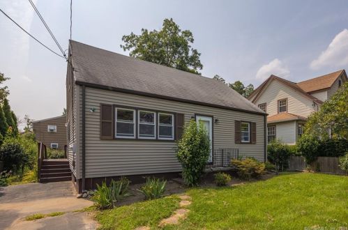 47 Clinton Ave, Norwalk, CT 06854-1201