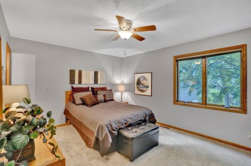 3735 Greensboro Dr, Saint Paul MN  55123-2242 exterior