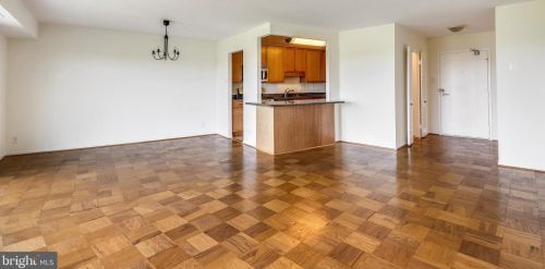 9039 Sligo Creek Pkwy, Silver Spring MD 20901-3301 exterior