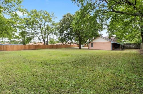 505 Bond St, Whitewright TX 75491-2210 exterior