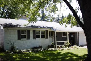 625 Park Valley Dr, Hopkins, MN 55343-7736