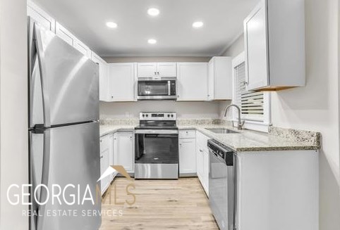 1949 Fort Valley Dr, Atlanta GA  30344-1303 exterior