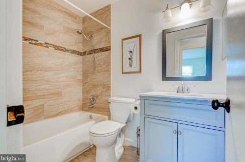 2976 Schubert Dr, Silver Spring MD 20904-6884 exterior