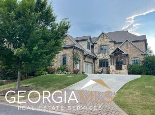 3951 Hazelhurst Lake Dr, Marietta, GA 30066-2289