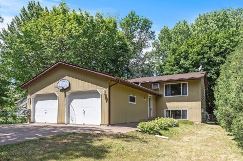 120 3rd St, Columbus, MN 55025