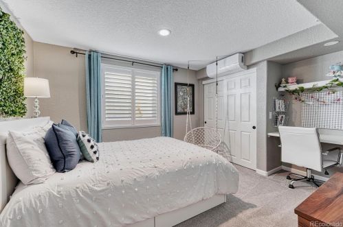 6051 Valdai Way, Aurora CO 80015-6521 exterior