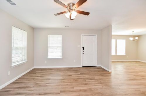 6409 Ramey Ave, Fort Worth TX  76112-8021 exterior