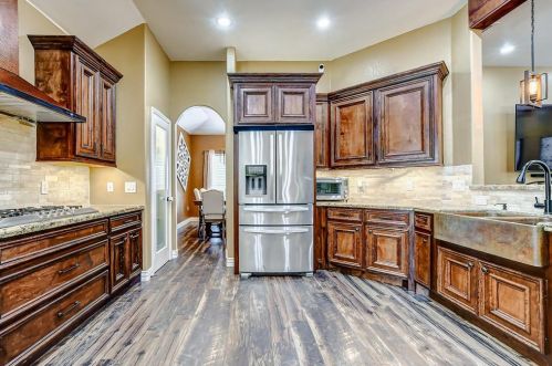 11028 San Jacinto Dr, Morgans Point TX 77571-9533 exterior