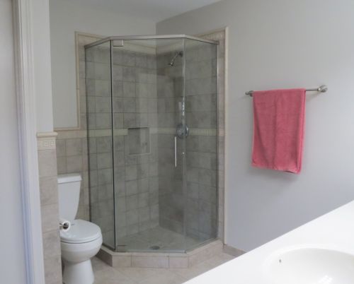 208 Julie Ln, Pingree Grove IL  60140-8393 exterior