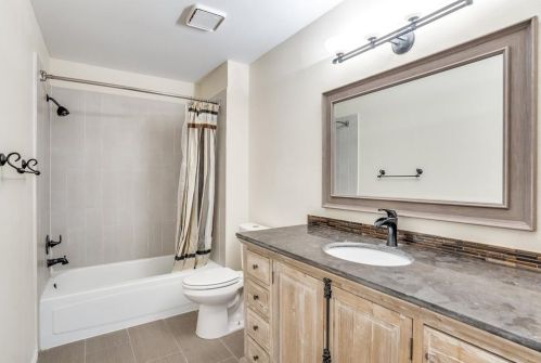 2104 Alto Ave, Carrollton TX 75007-2231 exterior