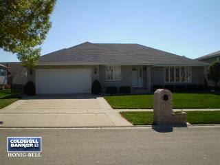 1341 Tralee Ln, Romeoville, IL 60441-2677