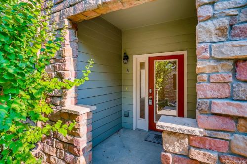 18622 Water Dr, Aurora, CO 80013-6453