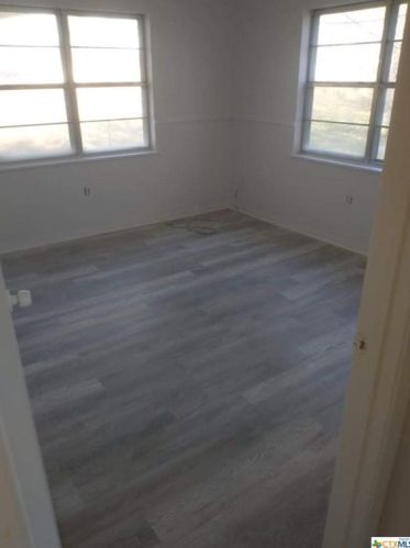 471 Lcr 466, Fallon TX  76667-2677 exterior