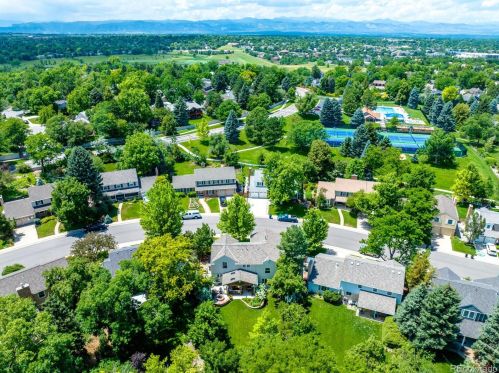 6940 Olive Way, Englewood CO 80112-1124 exterior