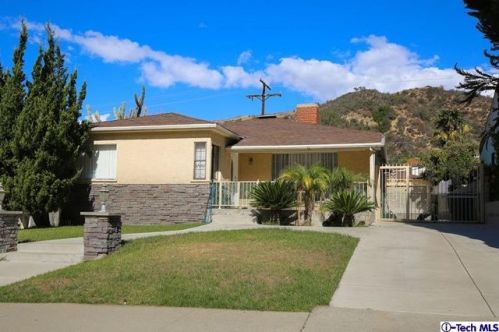 2129 Glenoaks Blvd, Glendale CA  91206-3022 exterior