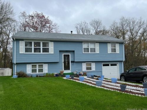 16 David Cir, Windsor, CT 06095-4203