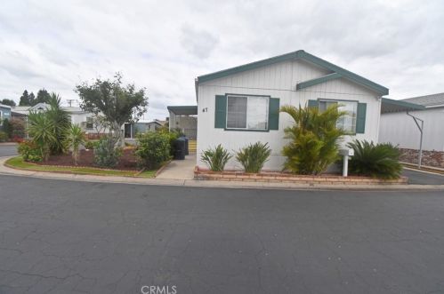 206 Sullivan St, Santa Ana, CA 92704-1612