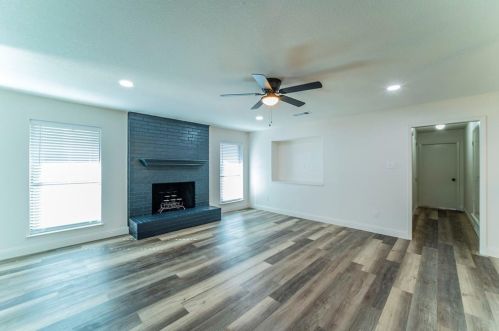 6454 Waverly Way, Fort Worth TX  76116-7358 exterior