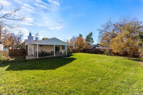 8345 Costilla Pl, Englewood CO 80112-1332 exterior