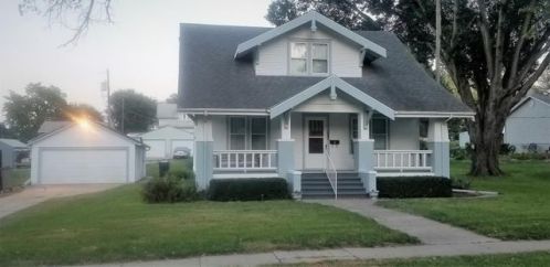 419 Maple St, Clarkson, NE 68629-4057
