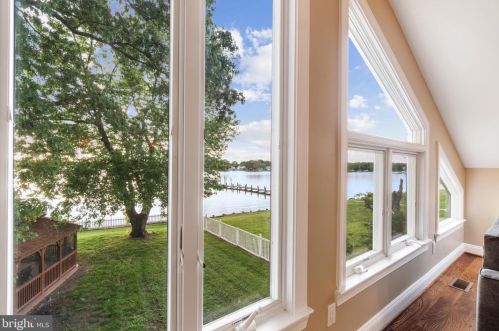 1258 River Rd, Shady Side MD 20764-9694 exterior