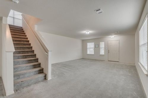 516 Crystal Springs Dr, Fort Worth TX  76108-4654 exterior