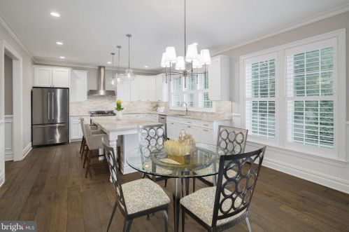 363 Farwood Rd, Tavistock, NJ 08033-1023