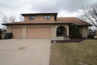 18805 Creekview Ln, Mokena, IL 60448-9498