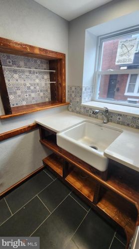 1912 19th St, Philadelphia PA  19145-2812 exterior