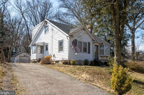 115 Spot Club Rd, Arnold, MD 21012-1002
