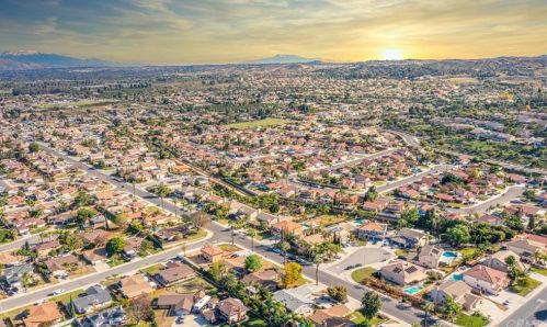 11440 Arizona Ave, Riverside CA  92503-8811 exterior