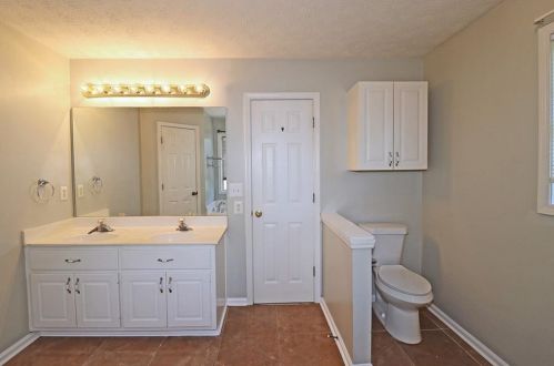 3180 Water Brk Dr, Conyers GA  30094-5691 exterior