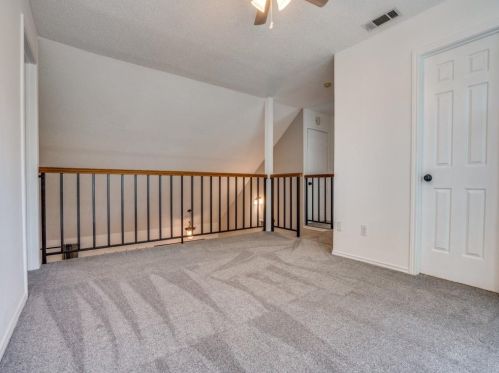 2139 Lavaca Trl, Carrollton TX 75010-4025 exterior