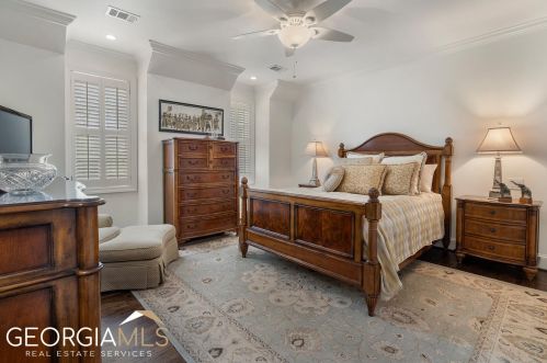 2990 Margaret Mitchell Dr, Atlanta GA  30327-1708 exterior