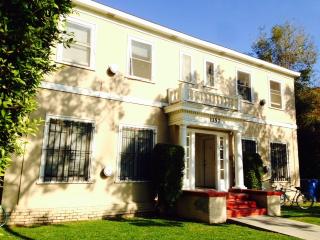 1157 27th St, Los Angeles CA  90007-2390 exterior