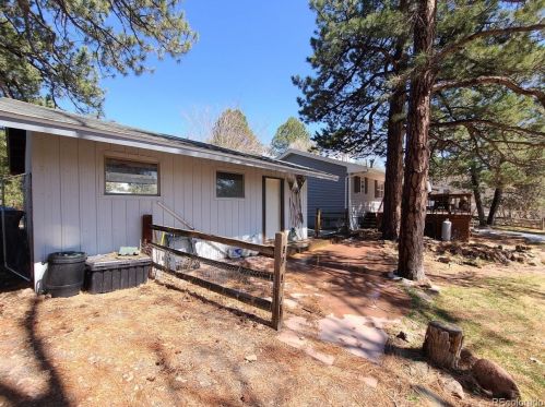 256 Ponderosa Ln, Elizabeth CO 80107-8526 exterior