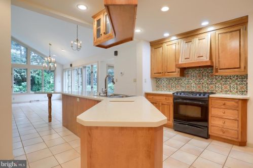 1455 Country Club Dr, Lancaster PA  17601-5211 exterior