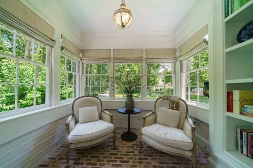 1574 Cave Rd, Atlanta GA  30327-3120 exterior