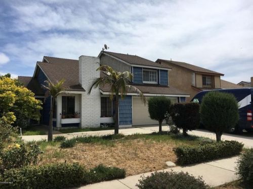 2110 Churchill Dr, Oxnard, CA 93033-1822