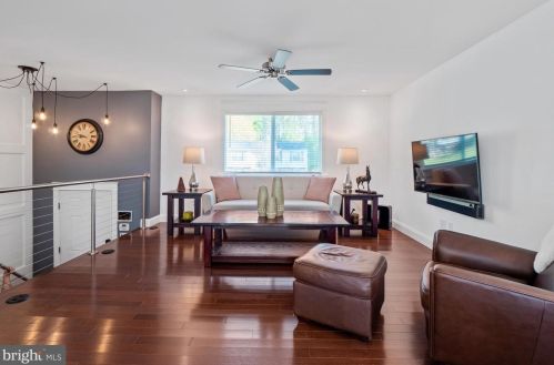 5812 Heming Ave, Springfield VA  22151-2716 exterior