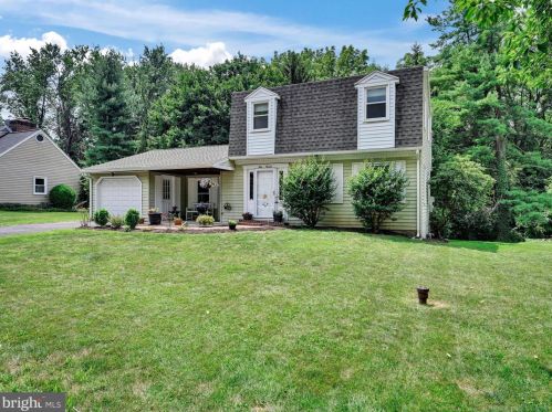 314 Devon Dr, Lancaster, PA 17603-4610