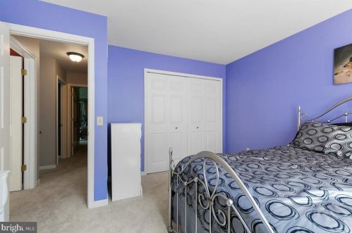 104 Cliff Ave, Lancaster PA  17602-4700 exterior